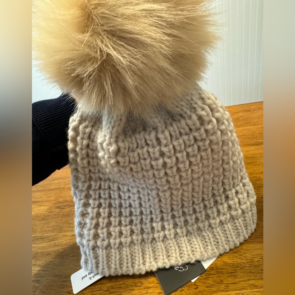 Knit Pom Pom Hat